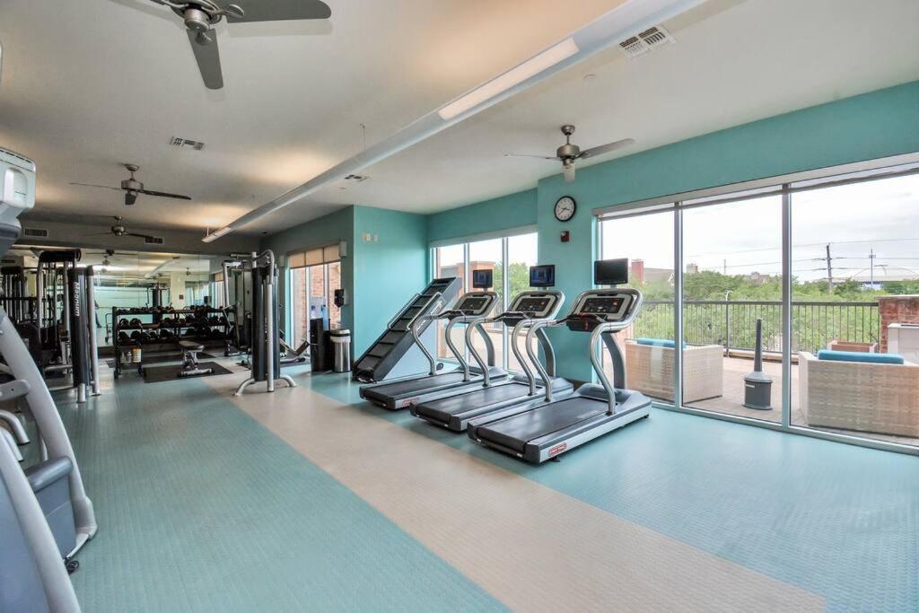 Beautiful Unit Near Med Center W/ Shopping Center Apartment Houston Exterior photo